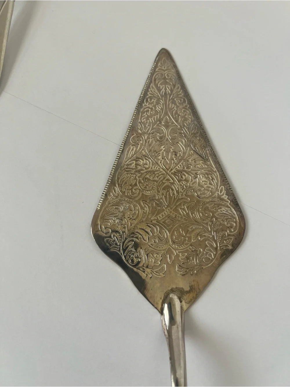 Vintage Ornate Silver Plate Pie/Cake Server Engraved Floral Scrollwork